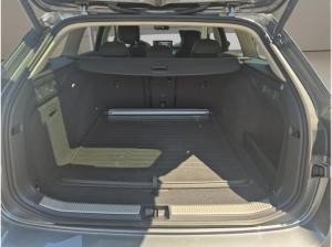 Skoda Superb Combi 2.0 TDI Selection ACC HUD