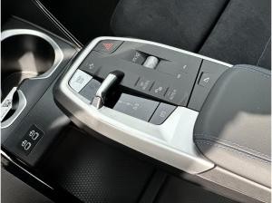BMW iX1 eDrive20 M Sportpaket Head-Up HK HiFi DAB