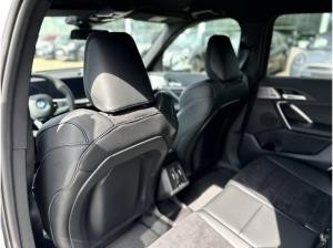BMW iX1 eDrive20 M Sportpaket Head-Up HK HiFi DAB