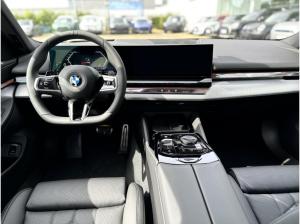BMW 520 d xDrive Touring M Sportpaket Head-Up DAB