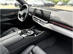 BMW 520 d xDrive Touring M Sportpaket Head-Up DAB