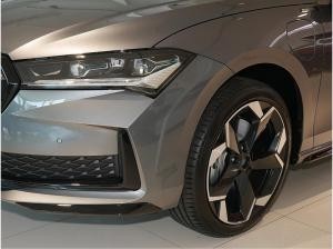 Skoda Superb Combi 1.5 TSI iV Sportline DSG AHK RüKa 0,5% Versteuerung