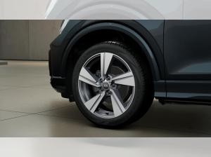 Audi Q2 advanced - int. S line AHK Navi Kamera