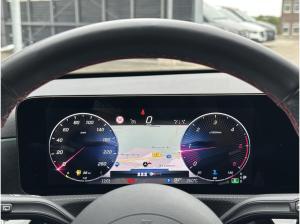 Mercedes-Benz A 220 d AMG+Pano+Night+19"+Keyless+LED+Winterpak