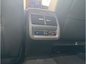 Volkswagen Passat Variant R-Line 2,0 TDI DSG*4 M*Nav*StHz*AHK*HuD*DCC*