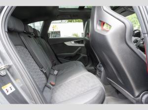 Audi RS4 Comp.+/RS-Schalensitze/290km/h/Pano/RS-AGA+