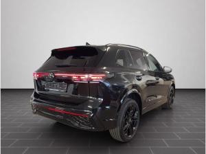 Volkswagen Tiguan R-Line 2.0 TDI 4MOTION DSG BLACK PANO AHK