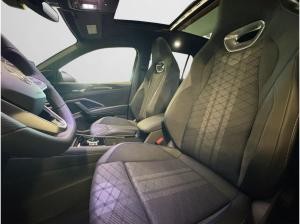 Volkswagen Tiguan R-Line 2.0 TDI 4MOTION DSG BLACK PANO AHK