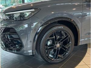 Volkswagen Tiguan R-Line 1,5 l eTSI DSG AHK Panoramadach