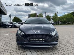 Hyundai i20 Kamera Induktion Navi Spurhalte SHZ AC/AA
