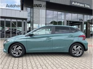 Hyundai i20 Kamera Induktion Navi Spurhalte SHZ AC/AA
