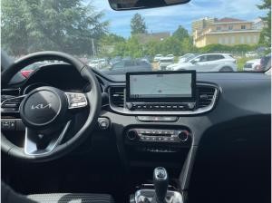 Kia Ceed 1.5 T-GDI Ultimate Edition, Style Paket, Rückfahrkamera