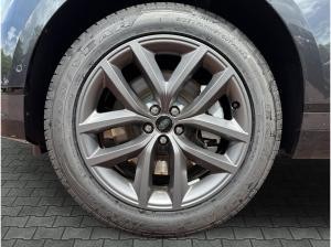 Land Rover Range Rover Velar D300 Dynamic SE