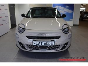 Fiat 600e MY25 La Prima Navi Massagesitze LED El. Heckklappe