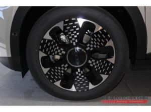 Fiat 600e MY25 La Prima Navi Massagesitze LED El. Heckklappe