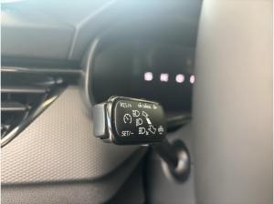 Skoda Kamiq Essence SOFORT VERFÜGBAR SHZ LED W-Paket PDC SpurH