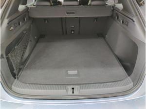 Volkswagen ID.7 Tourer Pro h/AHK/Matrix/Wärmepu/02.30Garantie