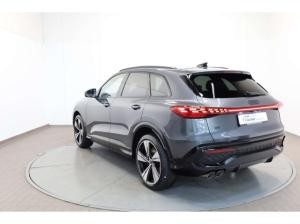 Audi Q5 TDI quattro S line edition one