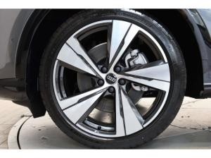 Audi Q5 TDI quattro S line edition one