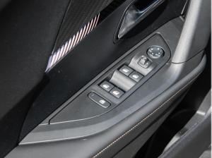 Peugeot 2008 Allure 110 Automatik *ALLWETTER*NAVI*SHZ*KAM*