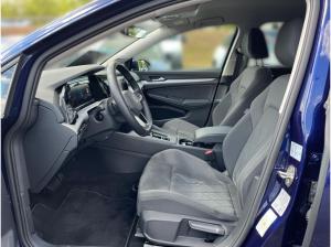 Volkswagen Golf VIII Life 1.5eTSI DSG / Navi, LED, RFK, ACC