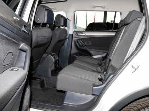 Volkswagen Tiguan Allspace 1,5 TSI DSG Life AHK NaviMedia ACC LED 18Zoll