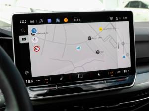 Volkswagen Golf VIII 1,5 TSI Style ACC Navi R-Kamera LED 17"