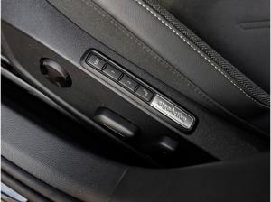 Volkswagen Golf VIII 1,5 TSI Style ACC Navi R-Kamera LED 17"