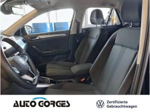 Volkswagen T-Roc Life 1.5l TSI DSG +NAVI+APP-CONNECT+PDC+
