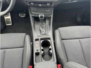 Audi Q3 S line 35 TFSI S tronic Navi AHK LED Einparkhilfe plus