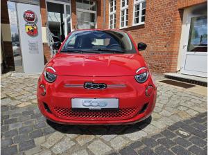 Fiat 500e Red 42KWH RED -  Komfort Paket - sofort verfügbar