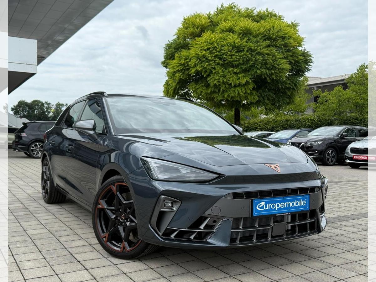 Cupra Leon Sportstourer VZ 2.0 TSI 245 kW DSG (UVP 64.012€/SOFORT) PANO/NAV/AHK/SIDE/MATRIX/SENNH./UVM.