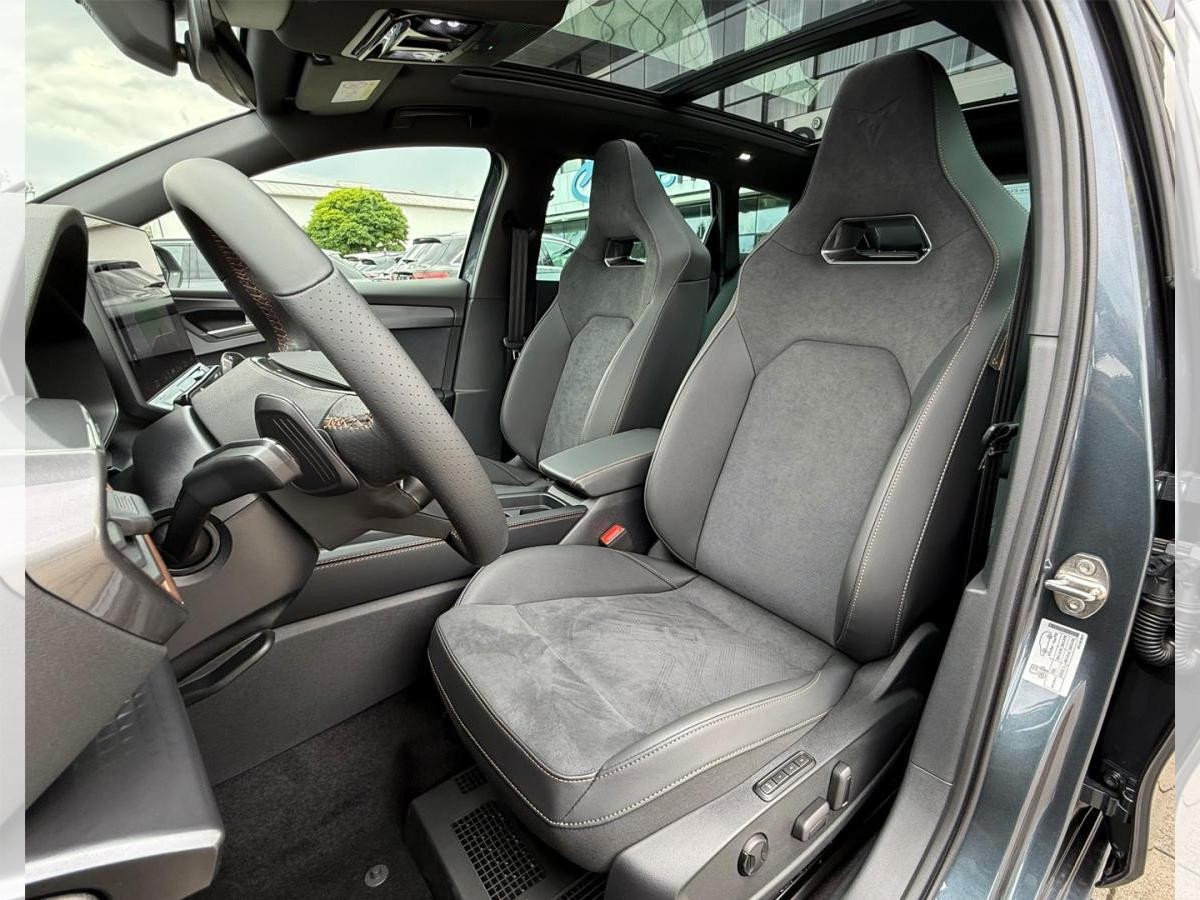Cupra Leon Sportstourer VZ 2.0 TSI 245 kW DSG (UVP 64.012€/SOFORT) PANO/NAV/AHK/SIDE/MATRIX/SENNH./UVM.