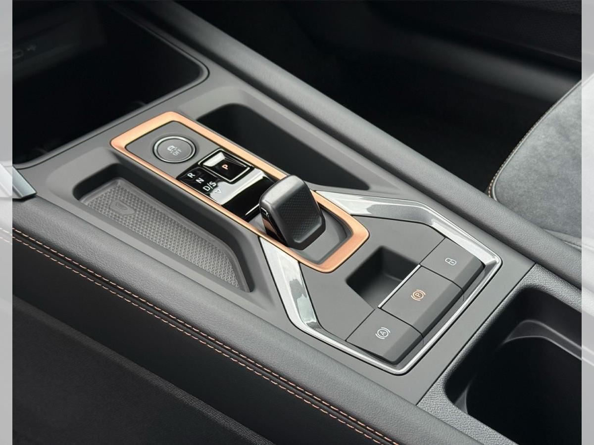 Cupra Leon Sportstourer VZ 2.0 TSI 245 kW DSG (UVP 64.012€/SOFORT) PANO/NAV/AHK/SIDE/MATRIX/SENNH./UVM.