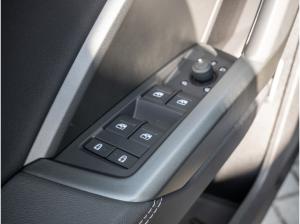 Audi Q3 S line 40 TFSI quattro