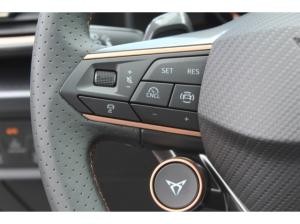 Cupra Leon 1.5 TSI DSG e-Hybrid KAMERA ACC APP CONNECT GRA 18