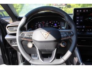 Cupra Leon 1.5 TSI DSG e-Hybrid VZ NAVI LED KAMERA DCC 19