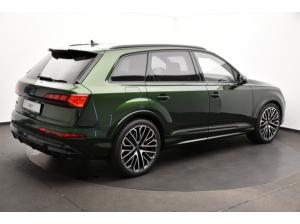 Audi SQ7 Audi exlusive Verde Ermes metallic HD Matrix LED-Scheinwerfer  Panorama-Glasdach Nachtsichtassistent