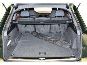 Audi SQ7 Audi exlusive Verde Ermes metallic HD Matrix LED-Scheinwerfer  Panorama-Glasdach Nachtsichtassistent