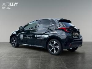 Toyota Yaris Hybrid Teamplayer *KAMERA*