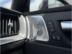 Volvo XC60 B5 AWD ULTRA BLACK EDITION - sofort lief. -