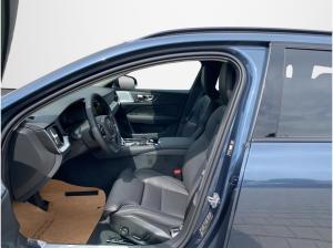 Volvo V60 T8 Ultra Dark Premium Paket AHK