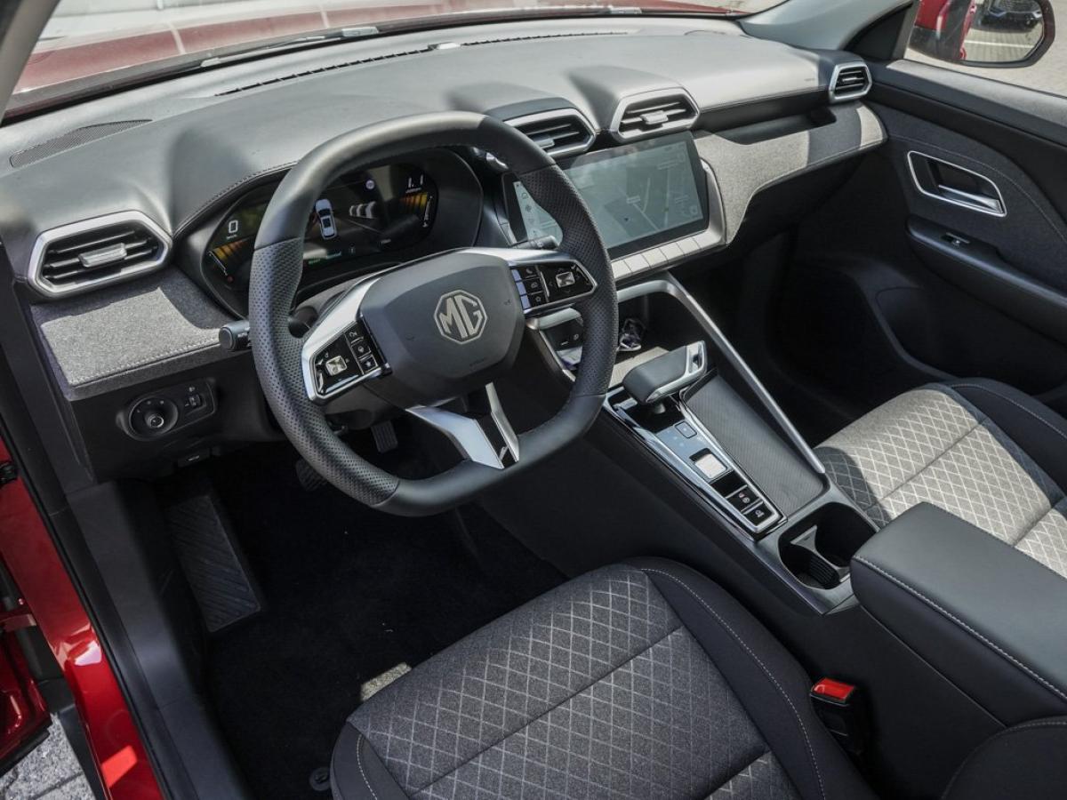 MG ZS