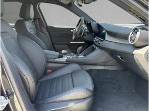 Alfa Romeo Giulia Veloce 280 PS *Sofort Verfügbar* - Regensburg
