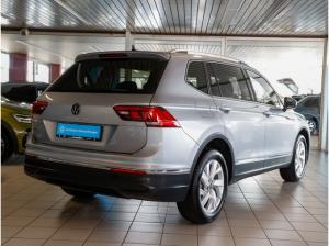 Volkswagen Tiguan Allspace 1,5 TSI DSG Life AHK ACC NaviMedia 7-Sitzer