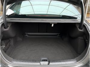 Mercedes-Benz E 200 AMG Digital-Light Pano Distronic AHK 360°K