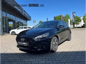 Hyundai i30 LED Kamera Digitales Cockpit PDCv+h NAV