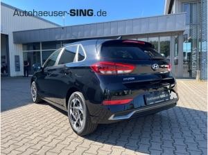 Hyundai i30 LED Kamera Digitales Cockpit PDCv+h NAV