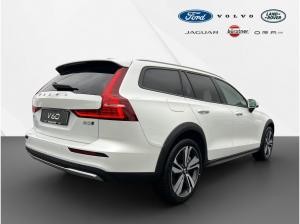 Volvo V60 Cross Country Plus 2024 B5 Benzin AWD