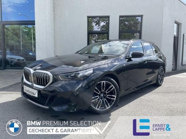 BMW 520 d Tour M Sport || AHK Pano el.Sitze Standhzg
